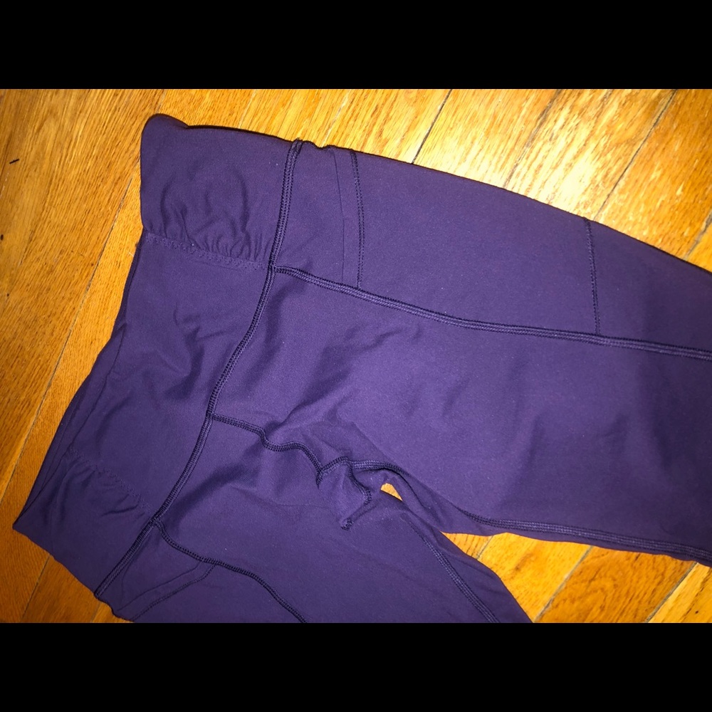 Lululemon crop leggings - Picture 4 of 8
